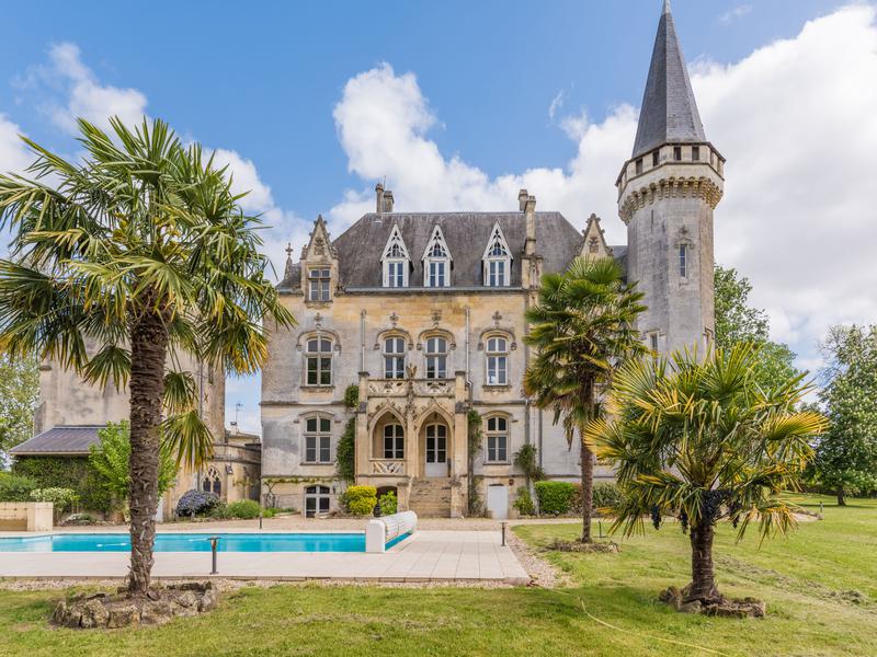 FRANCIA CIUDADELA BLAYE CRUCEROS BLAYE GARONA GARONNE UNESCO BLAYE LOUIS XIV LUIS XIV CRUCEROS FLUVIALES FRANCIA BLAYE RIO GARONA GARONNE RIVER CRUISES #Francia #Blaye #CrucerosFluviales #CrucerosFluvialesFrancia #FranceRiverCruises
